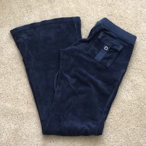 JUICY COUTURE Flare Snap Pocket Pant. Size S